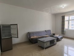 莘县莘州街道莘州南环县医院附近,三室两厅一卫,简单家具家电,拎包入住,出租房源真实图片