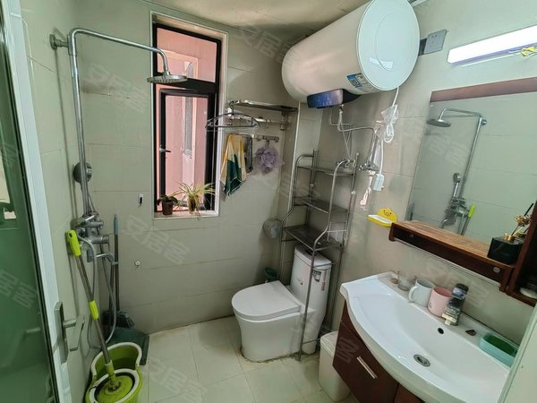 昆明盘龙白龙路片区巨和美术瑞鼎城爱琴海旁 白龙寺地铁口 精装两房