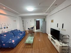 常熟市区文化片区城市花园 1室1厅1卫  民用水电 清爽装修 看房钥匙在手出租房源真实图片
