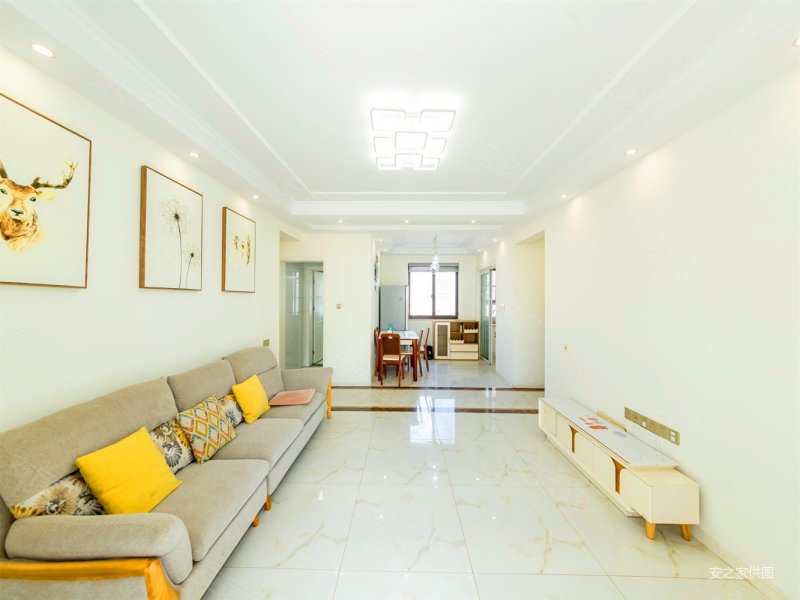 可看湖景哦,中海双湾花园(2期)二手房,288万,3室2厅,2卫,119.