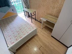 贵阳观山湖会展城无中介 会展城B4组团次卧带阳台 交通方便 可月付交通方便出租房源真实图片