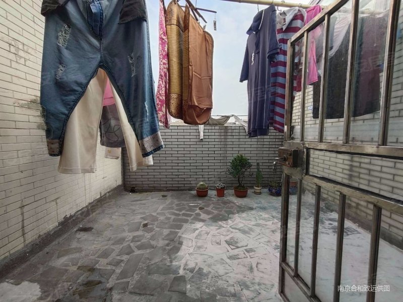 兴都花园85号高楼层视野无遮挡满五双卫生间