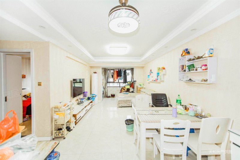 新上孔雀城一期 精装两房两厅 拎包入住