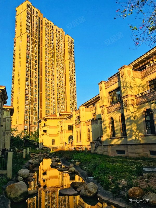 110得汇景御海蓝岸3房2卫朝南高层超d价