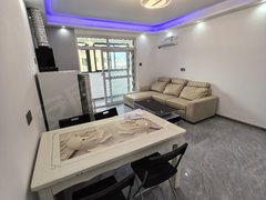 湖州吴兴西南新城自己房子出租杨家庄佳苑两室一厅，交通方便提包入住出租房源真实图片