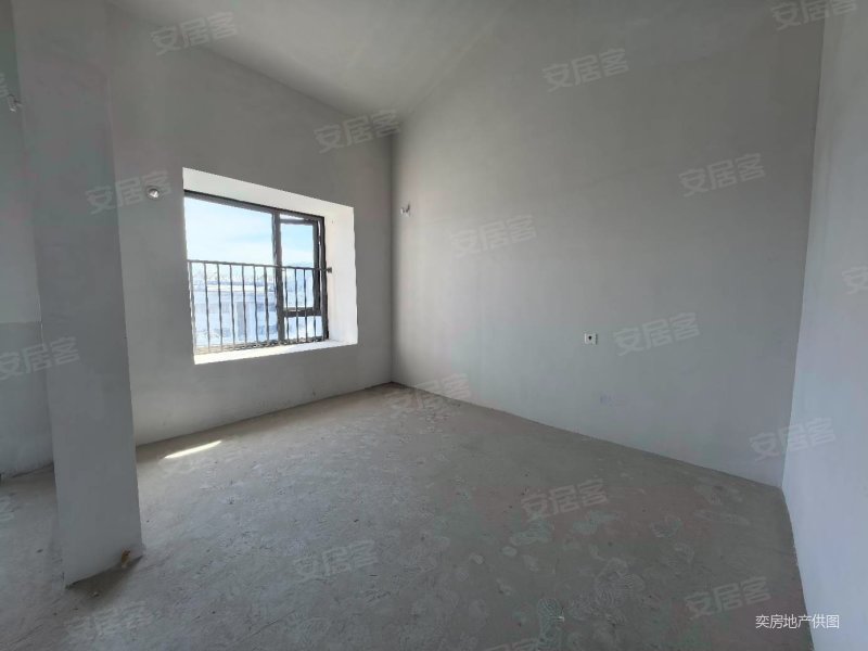 崇文花园 3室 5号线口 毛坯 采光视野没得说 业主诚心