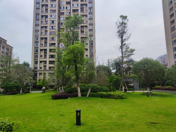 重庆万州江南新区驿鑫广场玉龙湾驿鑫广场,2w一年,精装两室,拎包入住