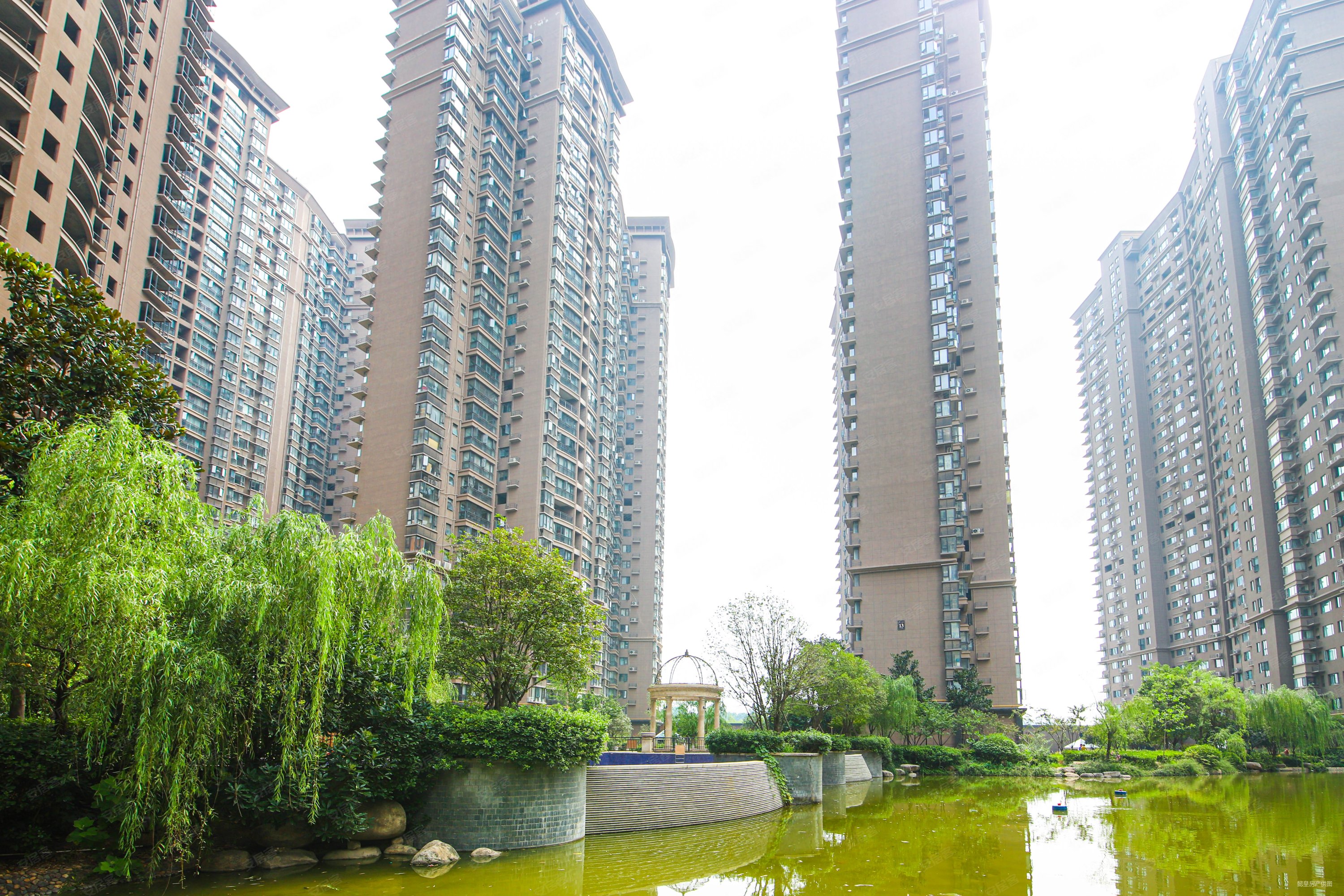 天城一品(东区)3室2厅1卫89.12㎡南北87万