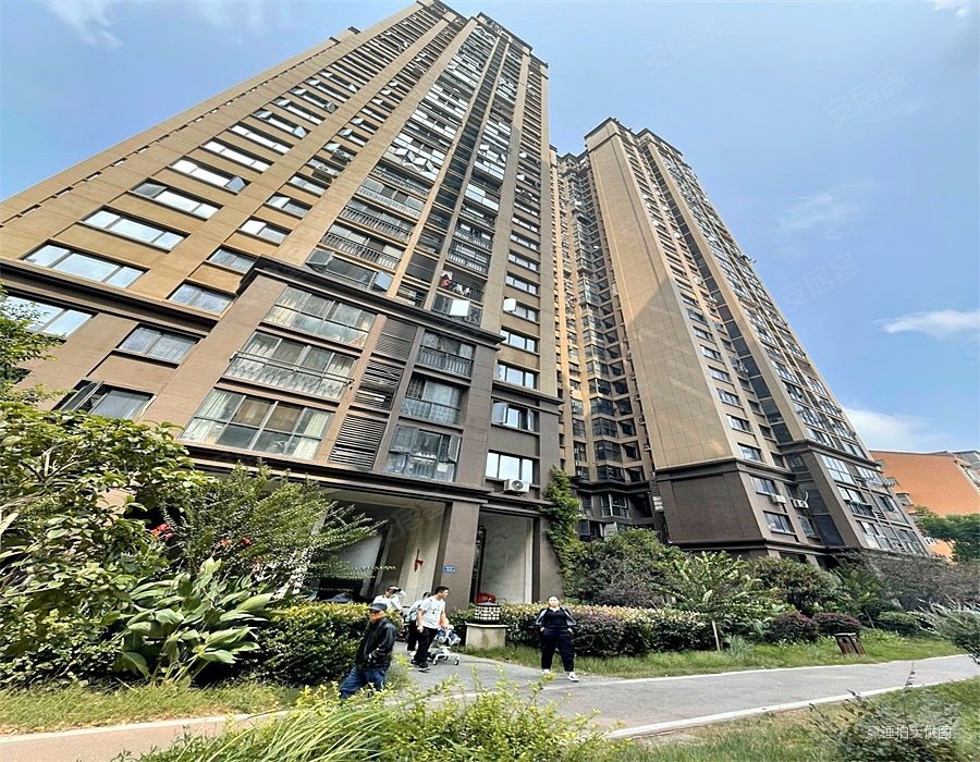 长沙房产网>长沙二手房>开福二手房>湘江世纪城二手房>塞纳公馆>