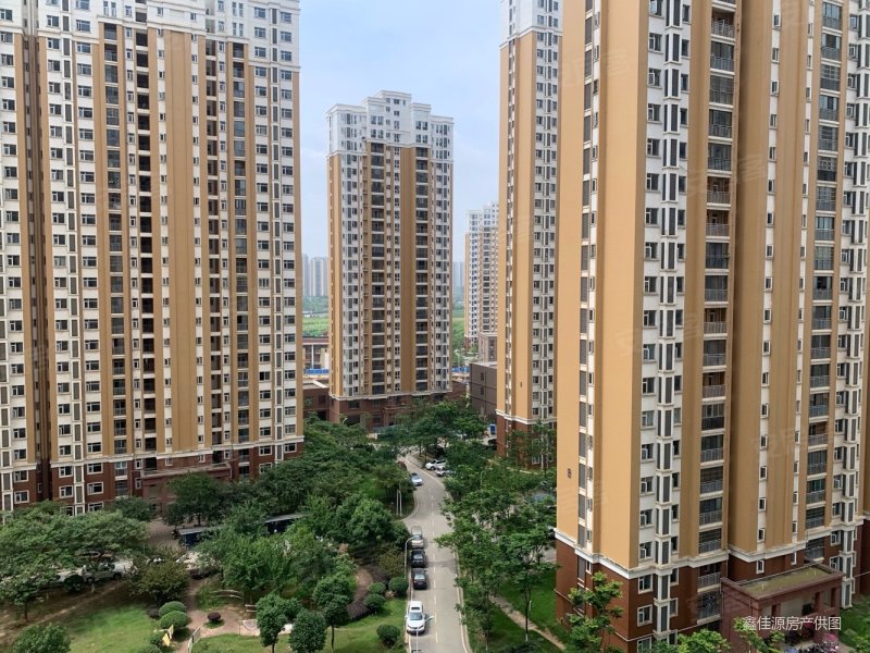 2室2厅90平精装修湖景佳园采光好周边商圈成熟