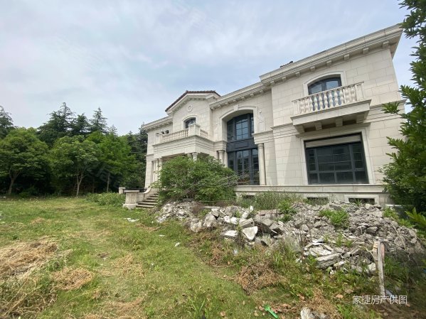 九龙仓国宾1号(别墅)5室3厅6卫750㎡南北6888万