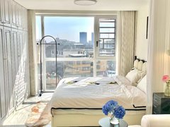 新乡红旗宝龙广场宝龙旁 主卧带卫生间 电梯精装 水随便用 有无线网 无中介出租房源真实图片