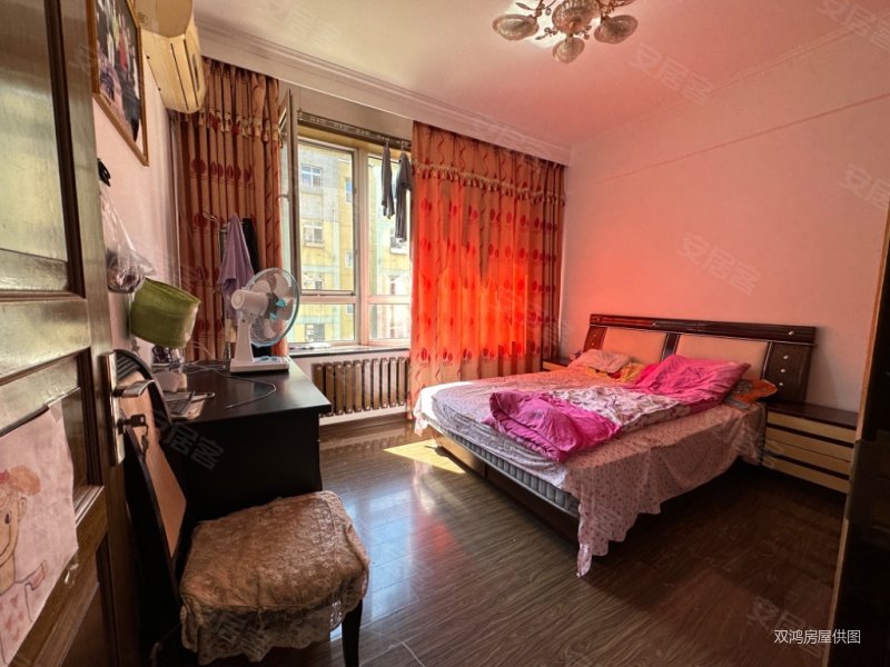 康馨园框架房 大落地窗 三室两厅近市场近车站