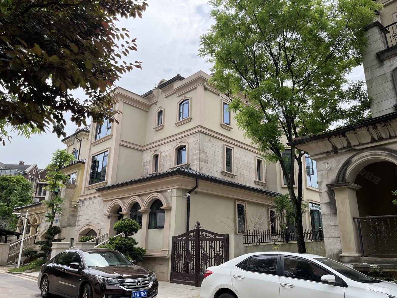 橘郡法式大独栋 外观精致 南北通透 大花园