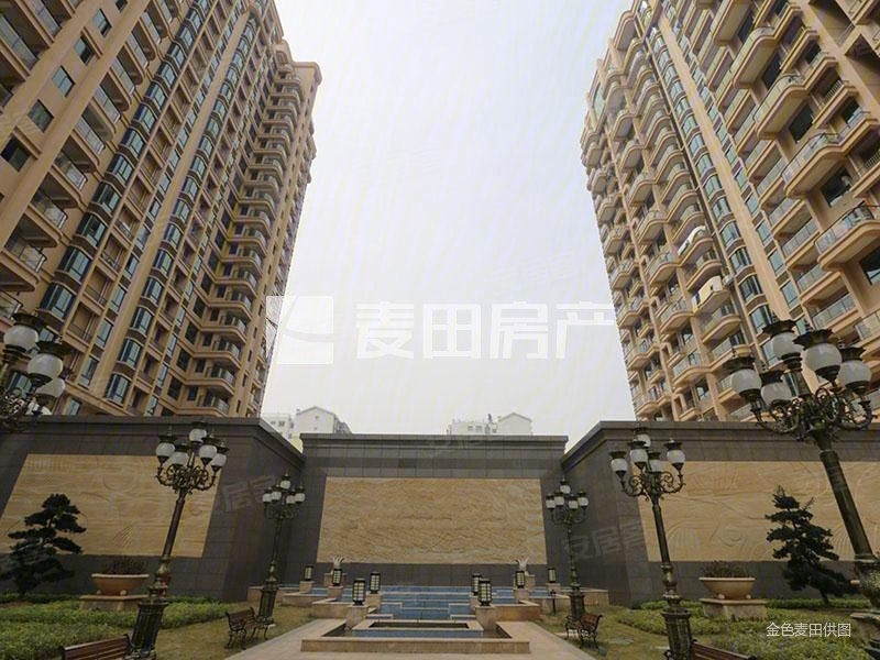 楼层好 商业配套成熟 出行方便 临地铁 精装可拎包入住