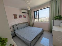 阿克苏阿克苏市阿克苏城区辉煌酒店旁  带独立卫生间 家电都有 1700  可押一付一出租房源真实图片