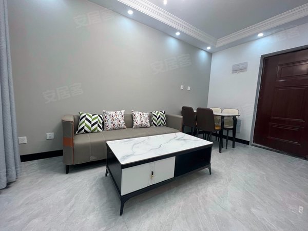 上海嘉定南翔云翔佳苑(北区)11号线陈翔公路地铁站 精装一室整租 民用