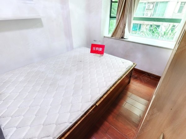 深圳福田保税区朗庭豪园精装3房业主诚心出租,看房方便出租房源真实