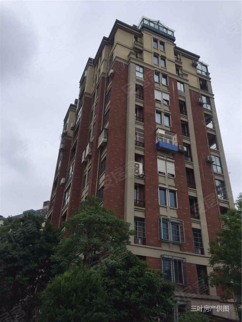 花园洋房小区 南站双地铁 交通便利,精装修 景观优美