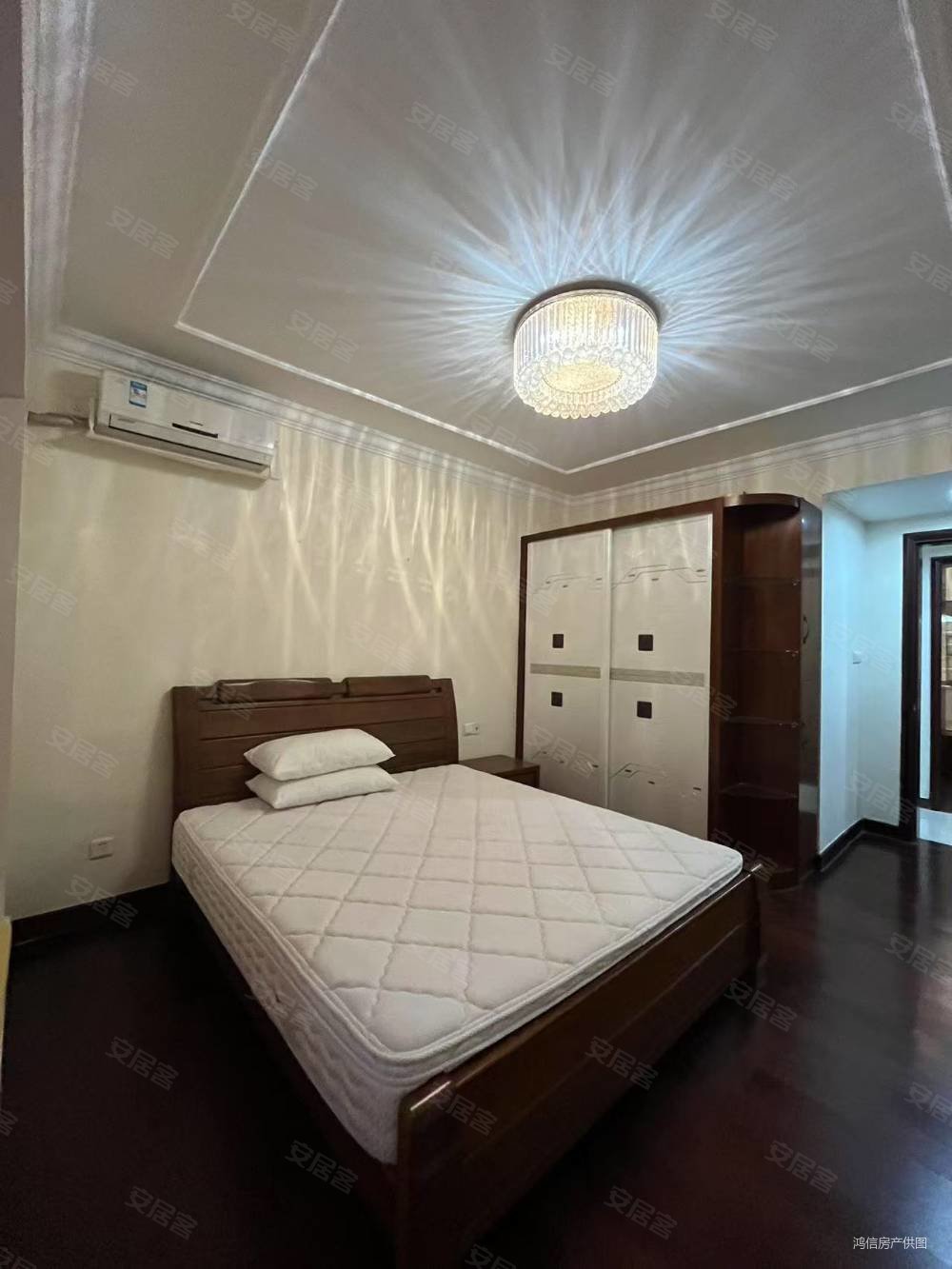 恒大城3室2厅1卫116㎡南北83万