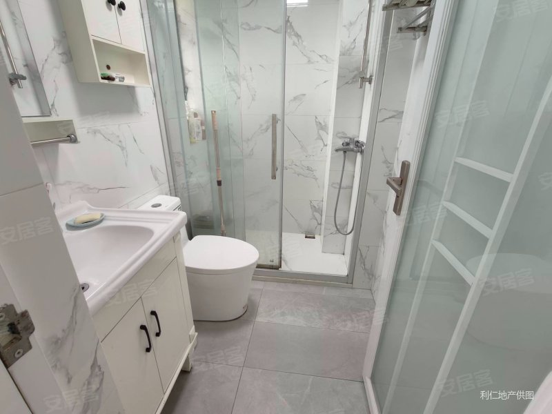 中山房产网>中山二手房>坦洲二手房>界狮南路二手房>海伦印象>800_600