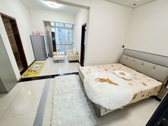 重庆渝北汽博中心可短租可月付,汽博中心金渝地铁站,线外城市花园叠彩城单间出租出租房源真实图片