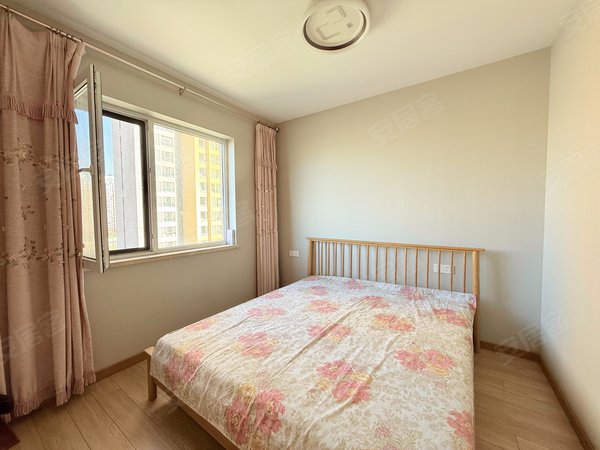 大连金州金州五一路万科城万科城 电梯房 精装 修 3室2厅1卫出租房源真实图片