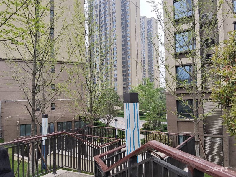 大华锦绣前程电梯洋房1梯两户精装修未入住有钥匙