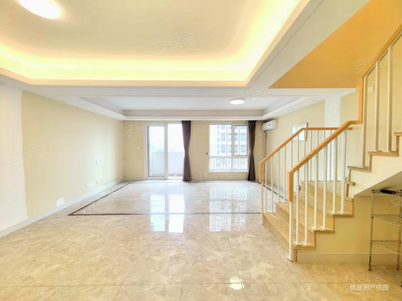 三房两卫 看房随时,云樾广场二手房,236万,3室2厅,2卫,98平米-南京