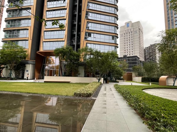 重庆渝中解放碑国浩18t解放碑cbd!国浩18t!豪宅标杆!