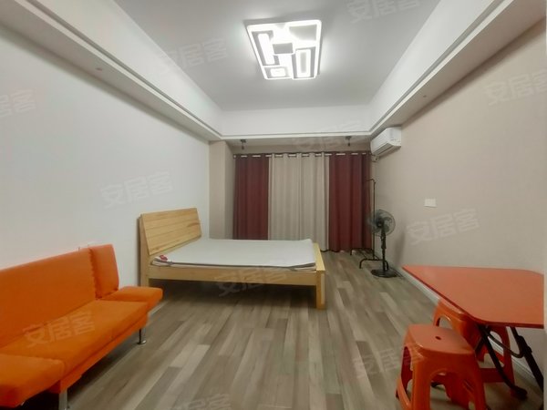 福州仓山三叉街海通广场温馨居家!急租!价格还可谈!