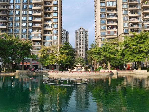 南宁兴宁区政府恒大华府首层空两房 南宁恒大华府 精装空调配套 吾悦