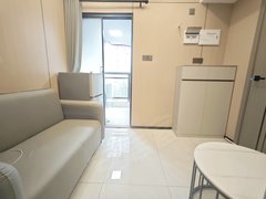 深圳福田上沙福田上沙精装一房一厅 电梯 押一付一 送网络包管理 免中介费出租房源真实图片