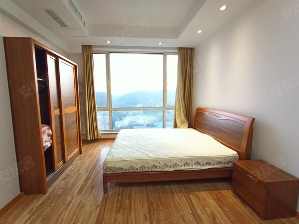 大连中山昆明街伊景华园出租伊景华园一室南向住宅出租房源真实图片