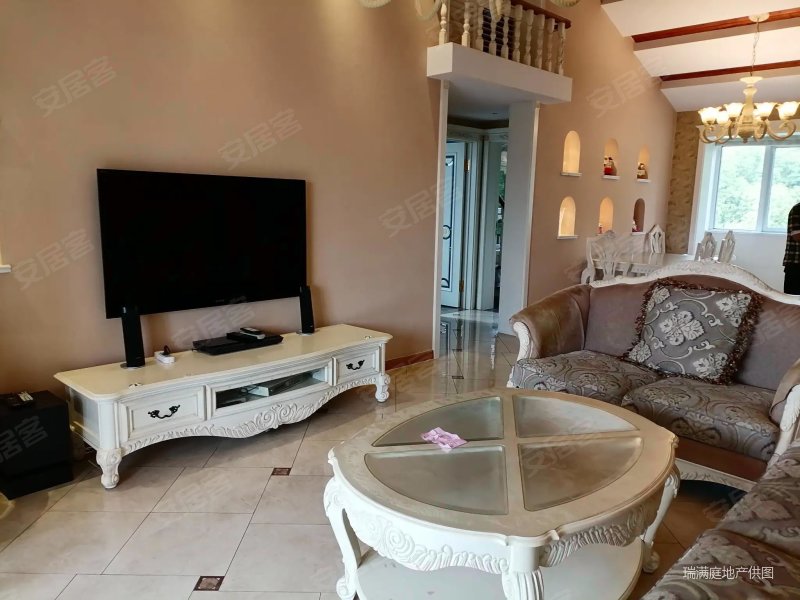 钟鼎山庄中心花园洋房 南北通透飞机户型 闹中取静带车位