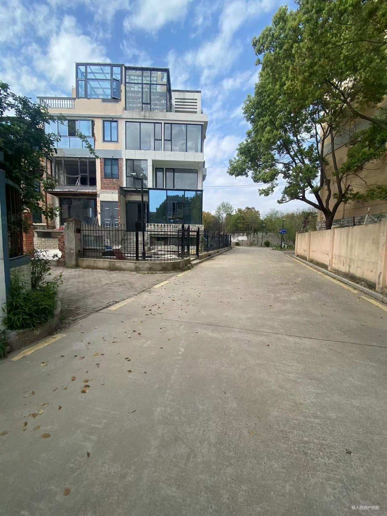 昆山房产网>昆山二手房>张浦二手房>大市二手房>鸿禧山庄>