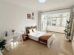 青岛市南徐州路 南向主卧带阳台空调 3户合租 CBD 海信探索中心出租房源真实图片