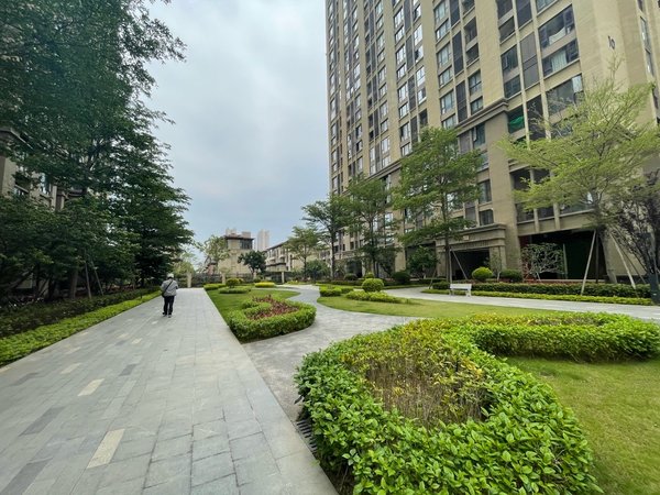 泉州晋江万达广场龙湖嘉天下观宸(三期)龙湖观宸三期 精装4室2厅2卫