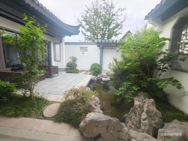 威海70年产权 合院90平带90花园,多套户型190万带车位