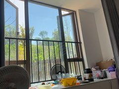 黔南龙里兴隆路碧桂园天麓1号(五期)御景 1室1厅1卫出租房源真实图片