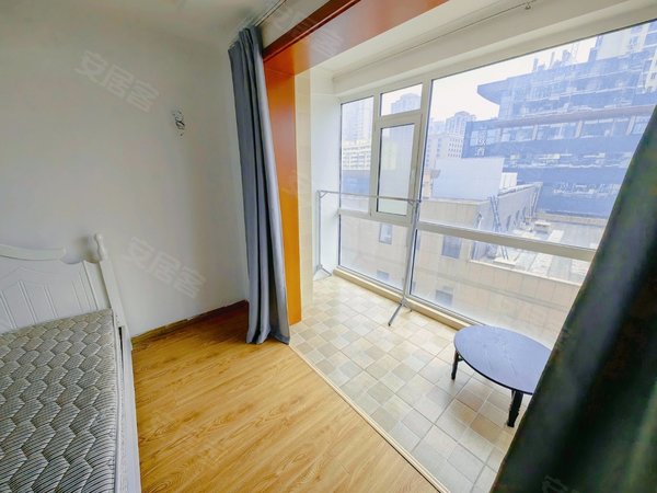 青岛市南福州南路贵合花园急租 贵合花园 近市民中心 麦凯乐 远洋广场