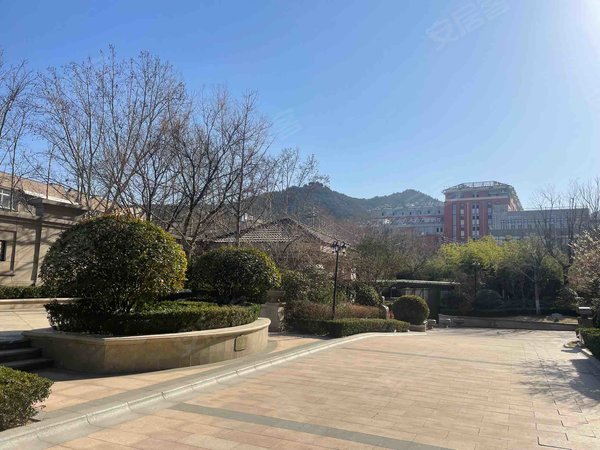 济南历下千佛山佛山静院千佛山下 佛山静院 三室电梯房  适合办公居住