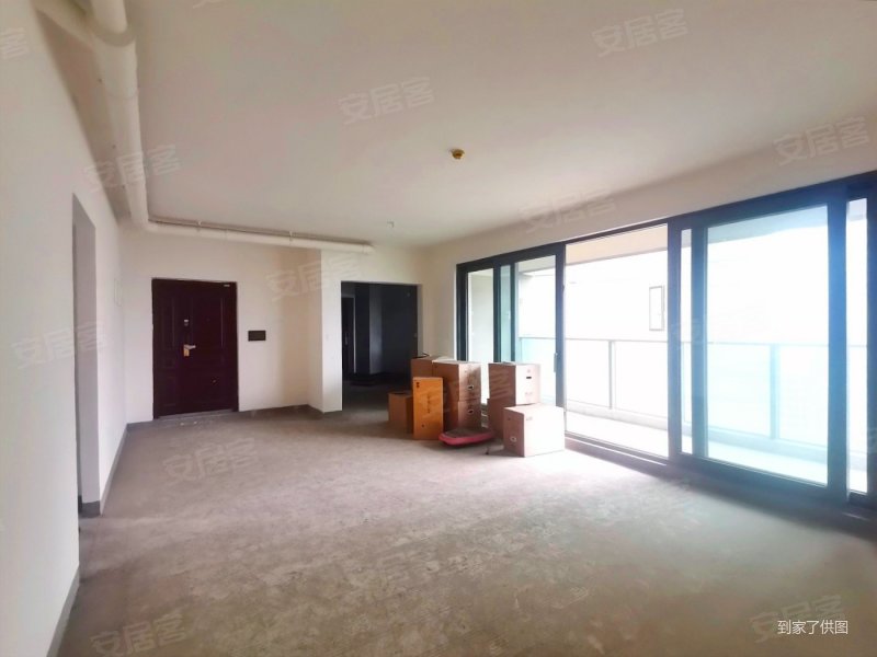 融景城馨苑 近地铁 板楼 好房 带电梯 中间楼层采光好