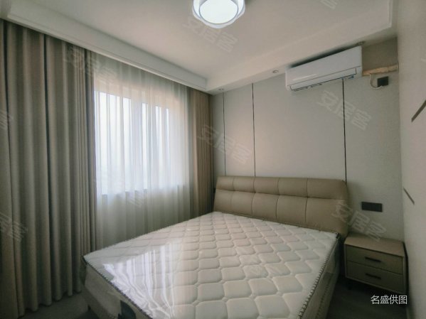 巴厘岛4室3厅4卫157㎡南北81.8万