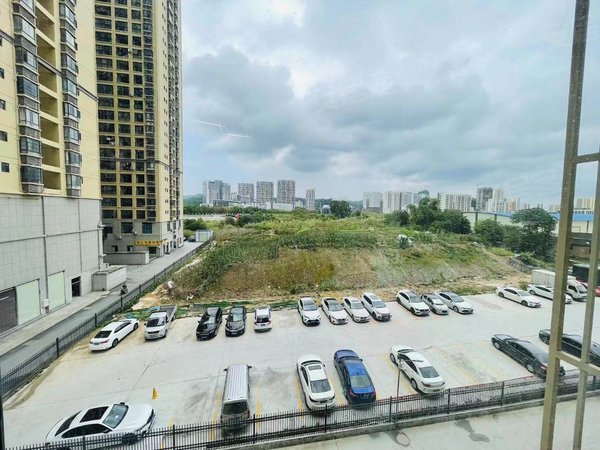 【多图】西城大学府,石埠租房,罗文大道,建院北门靓到上头两房1400得