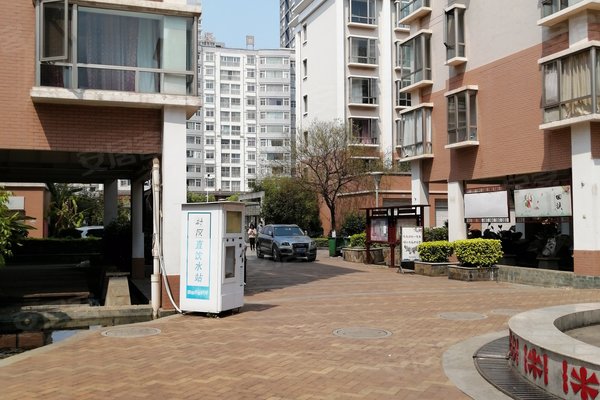 玉溪二手房 玉龙花园 > 杜浩解读玉龙花园小区不足