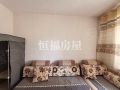 定西安定安定城区阳光馨苑B区,一室一厅一厨一卫,简单装修出租房源真实图片
