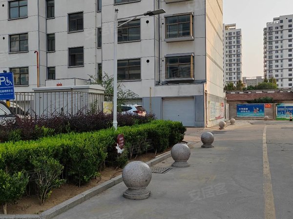 沂南赵庄小区正阳路赵庄小区步梯四楼 家具家电齐全领包入住 停车方便