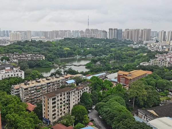 南宁兴宁民生太阳广场(兴宁)太阳广场  125平视野非常好 电梯房 精