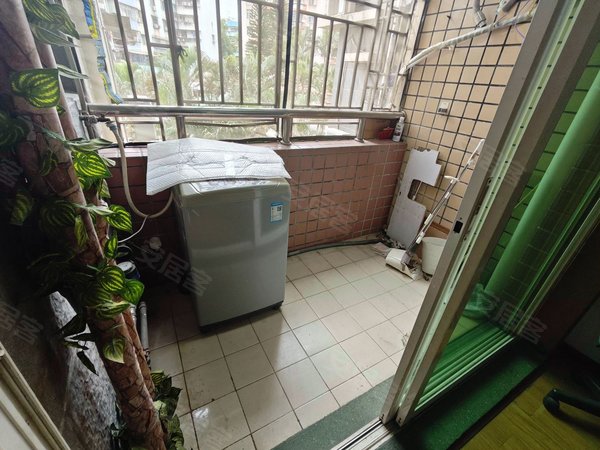 【多图】新安湖花园(二三期),新安租房,新安湖花园电梯两房 可办租赁